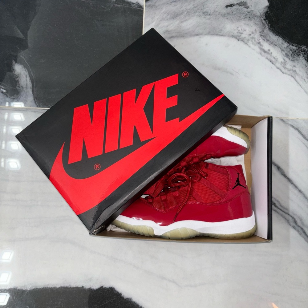 Nike Air Jordan 11 Retro Gym Red Sz 11